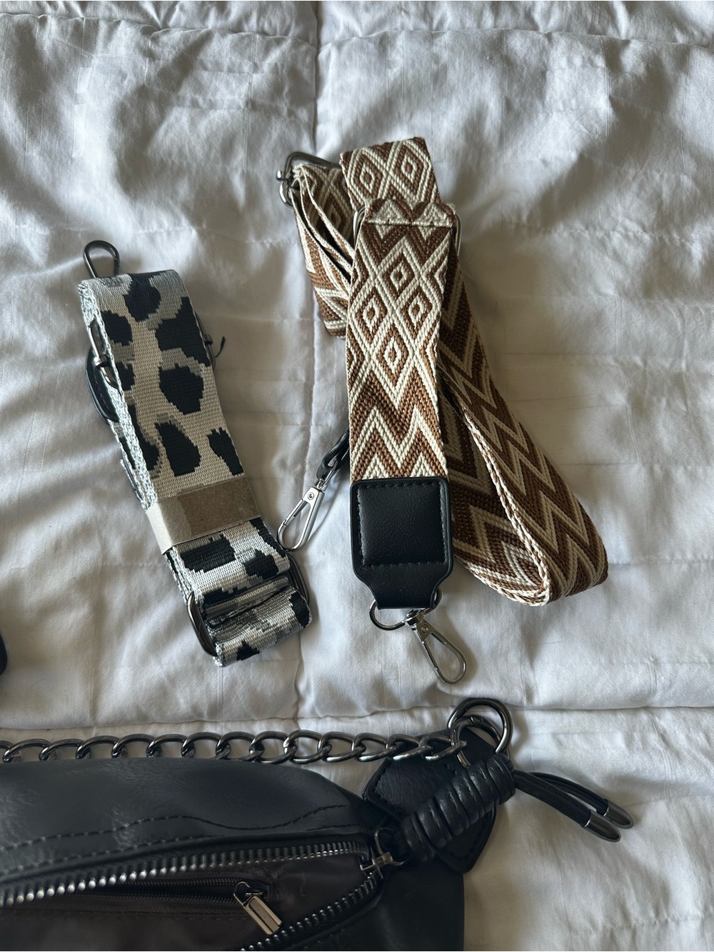 Fannypack Crossbody with two straps - Picture 4 of 5